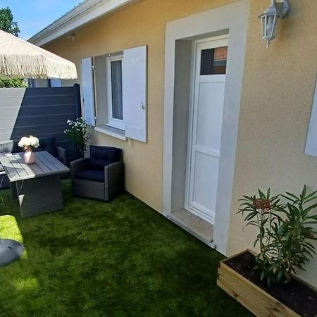 Appartement 2 Pieces, 1 Chambre, Terrasse กูฌ็อง-เมสทราส ภายนอก รูปภาพ